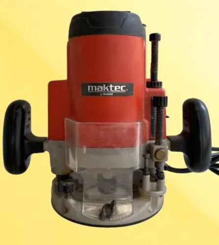 Tupia de coluna Makita 1650w