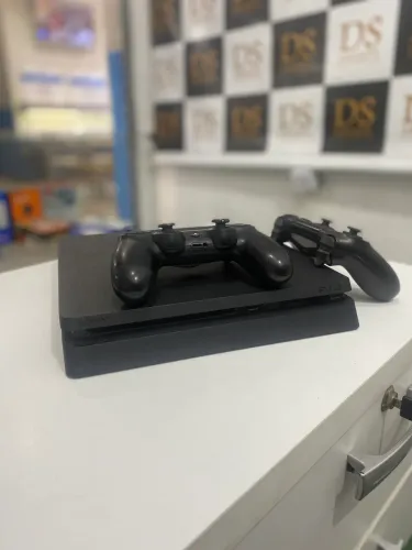 Ps4 slim 1T