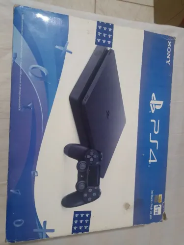 Caixa Playstation 4