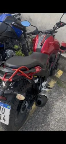Moto - Fz15