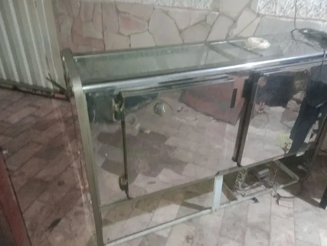 Balcão muito bom entrego 1600