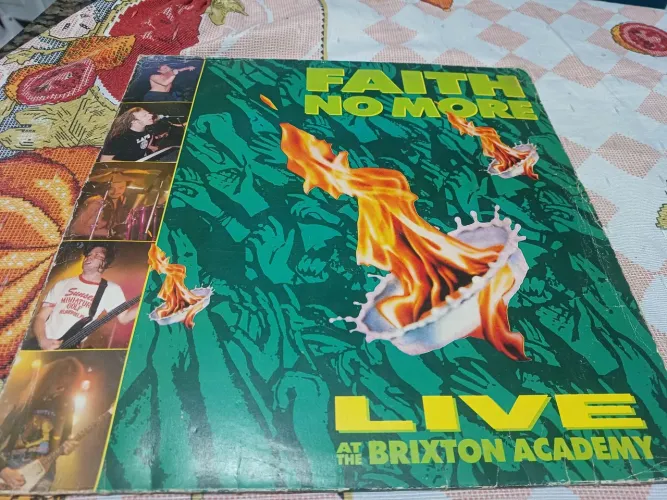 Disco de Vinil, Antigo "Faith no More" Live At The Brixton Academy
