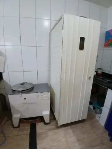 Vendo 2 armarios de fermentação completa