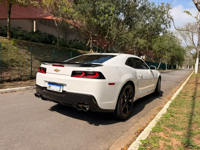 Chevrolet Camaro SS 6.2 V8 16V 2014