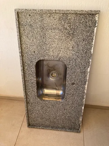 Pia Granito cinza andorinha  60cm x 1,20 cm 