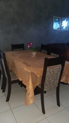 Vende se mesa 6 lugares