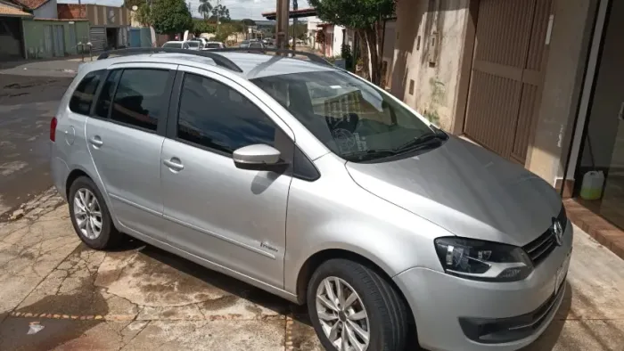 Volkswagen Spacefox 1.6/ 1.6 Trend Total Flex 8V 5P 2013