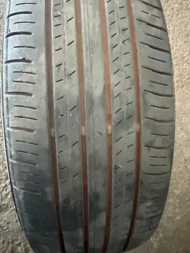 Vendo dois pneu do Corolla Cross semi novo aro 17