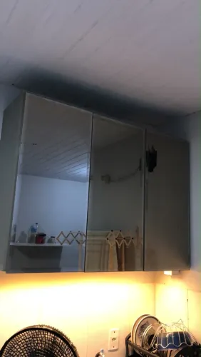 Vendo armário de parede