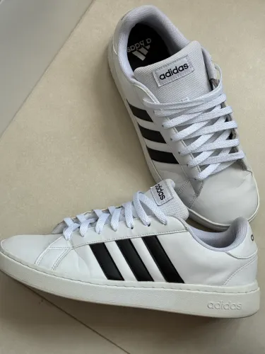 TÊNIS ADIDAS N42