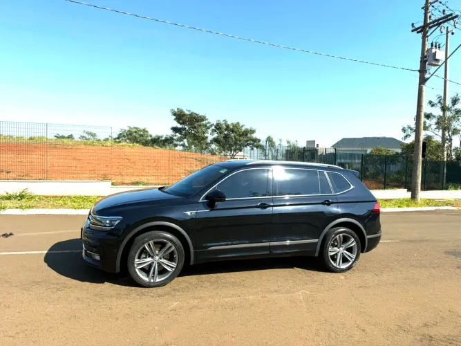 Volkswagen Tiguan Allspac R-line 350 TSI 2.0 4X4 2019
