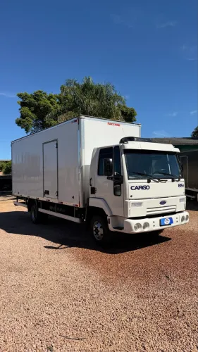 Ford Cargo 815 Ano 2010 Bau Facchini 6,20m Novo
