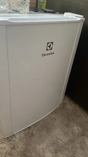Frigobar Electrolux
