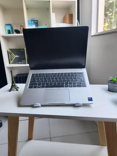 NOTEBOOK DELL ULTRA MUITO NOVO!!