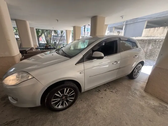 Fiat Bravo Essence 1.8 Flex 16V 5P 2014