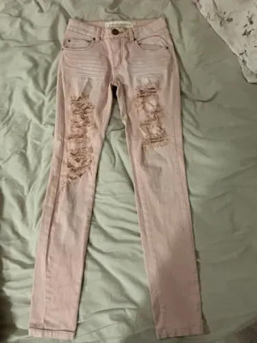 Calça jeans rosa