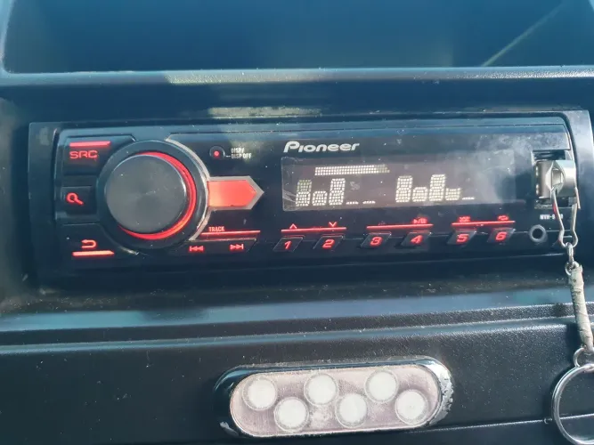 Vendo aparelho pioneer USB
