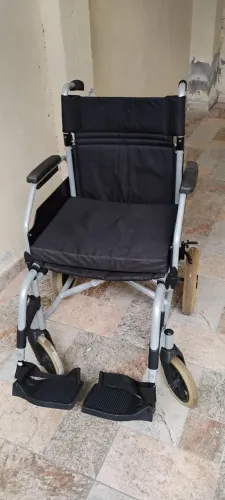 Cadeira de rodas ótimo estado