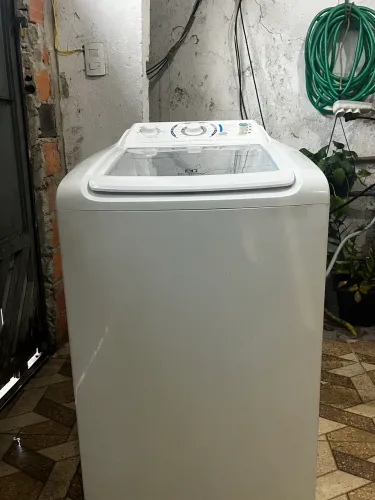 Máquina de lavar Electrolux 10kg R$850,00