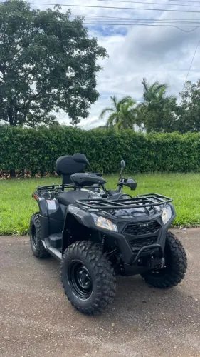 Quadriciclo CFORCE 400l GOES TERROX 4X2 E 4X4