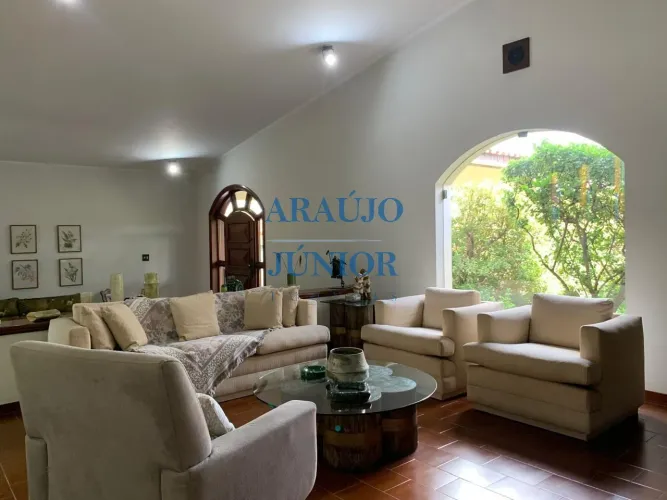 Casa para locação em Americana-SP na Vila Santa Catarina: 3 quartos, 2 suítes, 2 salas, 4