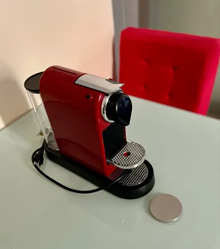 Cafeteira Nespresso Citiz nova