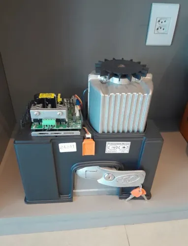 Manutenção portão eletrônico 