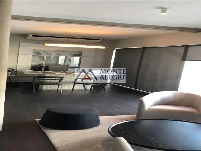 Escritório para Aluguel no Bairro Chácara Monte Alegre com 200 m² de Área Útil