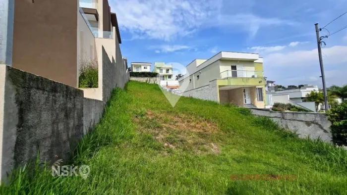 Terreno para Venda com 430m² em Condominio Fechado - Village Los Angeles - Jardim Colibri