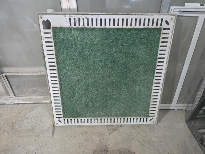 Tampa para piscina caixa de máquinas 82x82