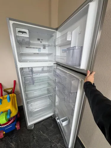 Vendo geladeira Electrolux