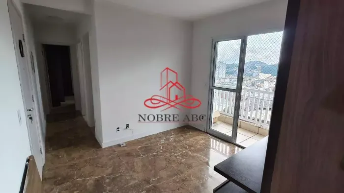 Imóvel para aluguel e venda possui 48 metros quadrados com 2 quartos