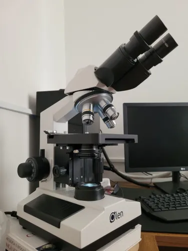 Microscópio Binocular Profissional Kasvi Olen K55-BA