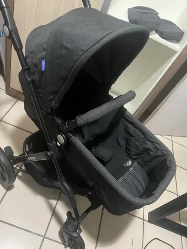 Carrinho, bebê conforto e isofix usados poucas vezes