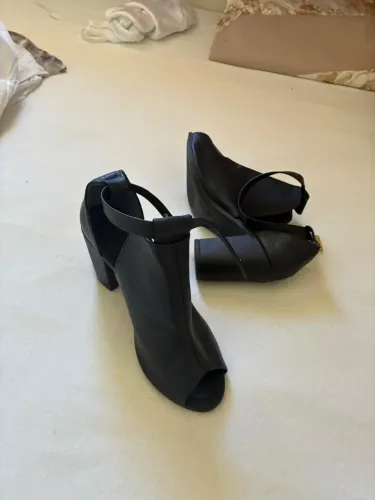 Sandália Ankle Boot