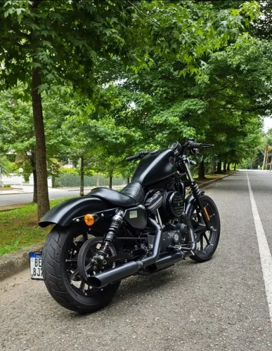 Harley davdson iron 883