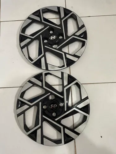 Calota prata/preto hb20 aro 15