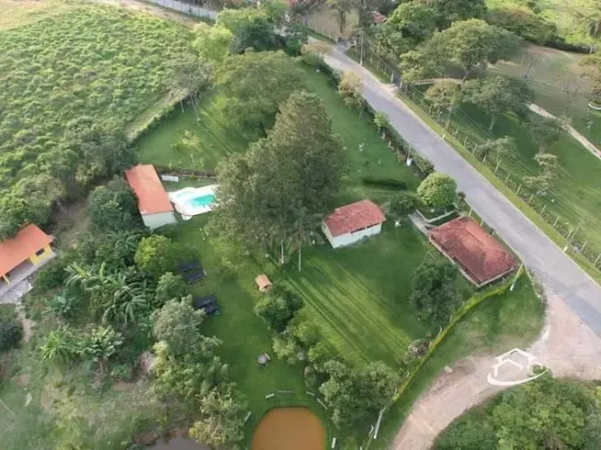 Chácara à venda no Belvedere, Clube dos 500.