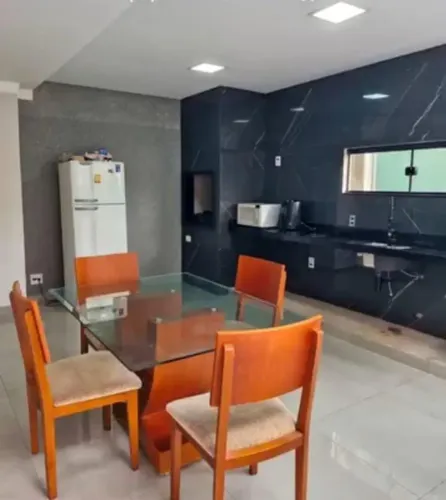 Belíssima casa no condomínio garden vilagge 1