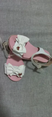 Calçados menina tamanho 24