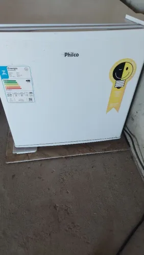 Vendo frigobar de marca Philco