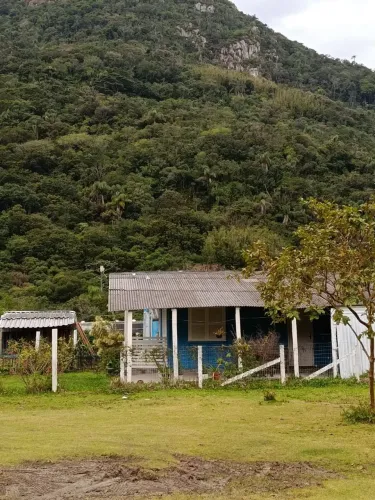 Alugo casa na Armação