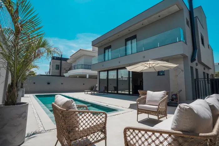 Casa com 5 dormitórios à venda, 363 m² por R$ 4.190.000,00 - Alphaville Nova Esplanada IV
