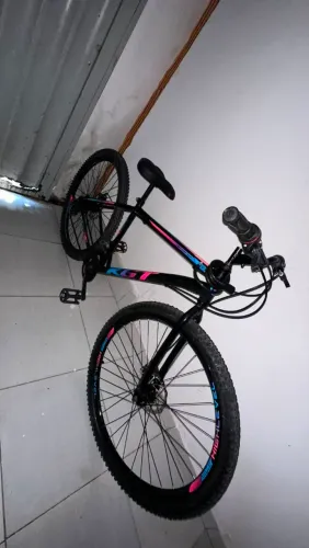 BIKE EM PERFEITO ESTADO DE USO