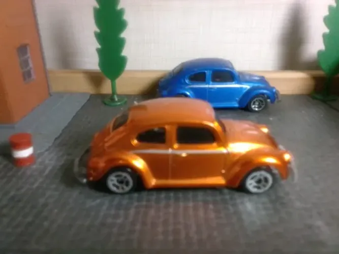 MINIATURA VW 1300 ESCALA 1/64