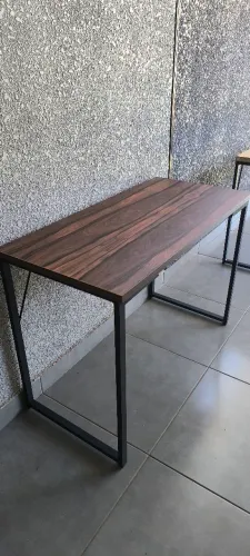 Escrivaninha industrial 
