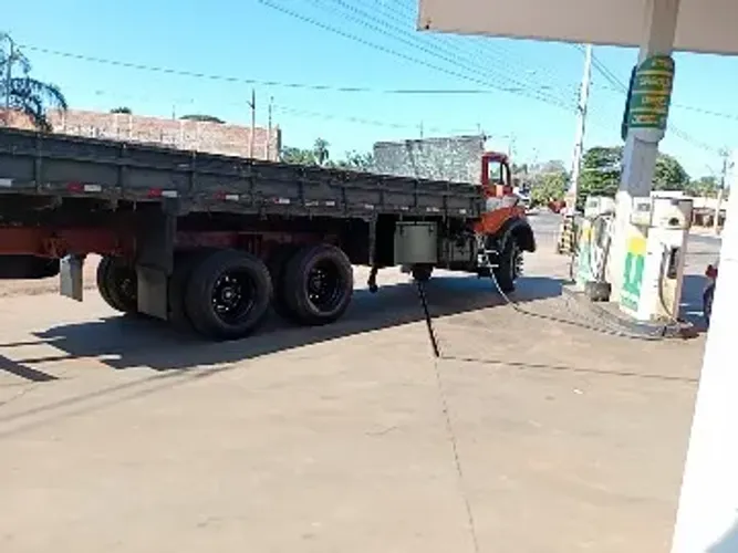 MB 1519, truck
