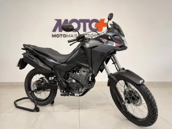 SAHARA 300 ABS a cor mais bonita