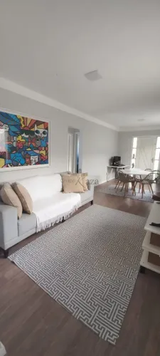 Oportunidade - Casa - Jardim Motorama - 3 Dormitórios - 181,85m².