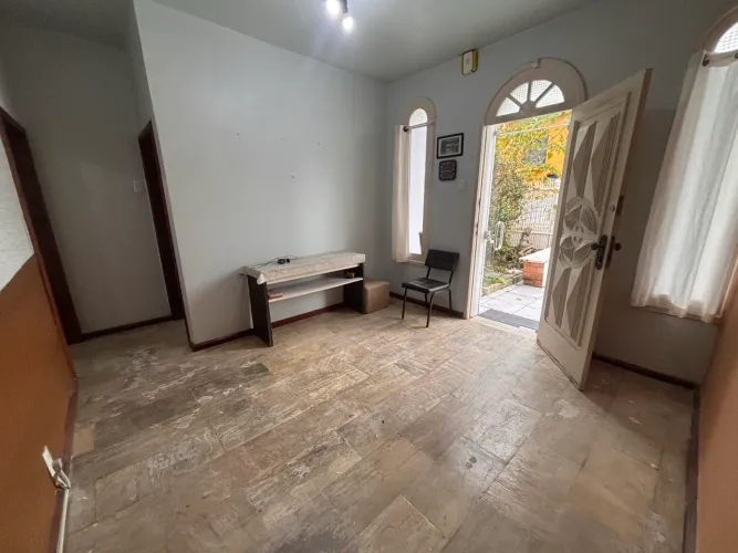 Casa térrea no SANTA MONICA